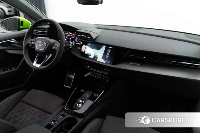 Audi RS 3 2024 Зеленый из Китая