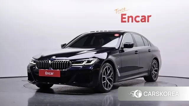 BMW 5 Series (G30) 2021 Черный из Кореи