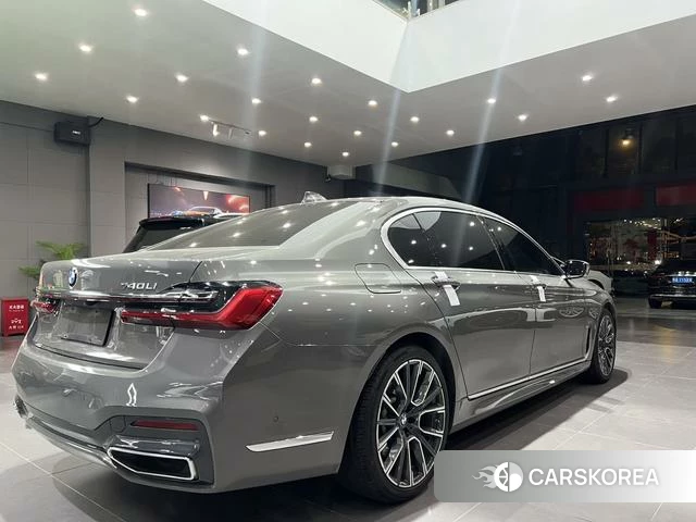 BMW 7 series 2020 Темно-серый из Китая