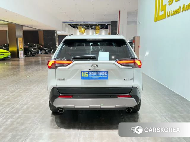Toyota RAV4 Rongfang 2023 Белый из Китая