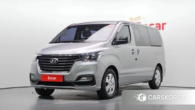Hyundai The New Grand Starex 2018 Серебристо-серый из Кореи
