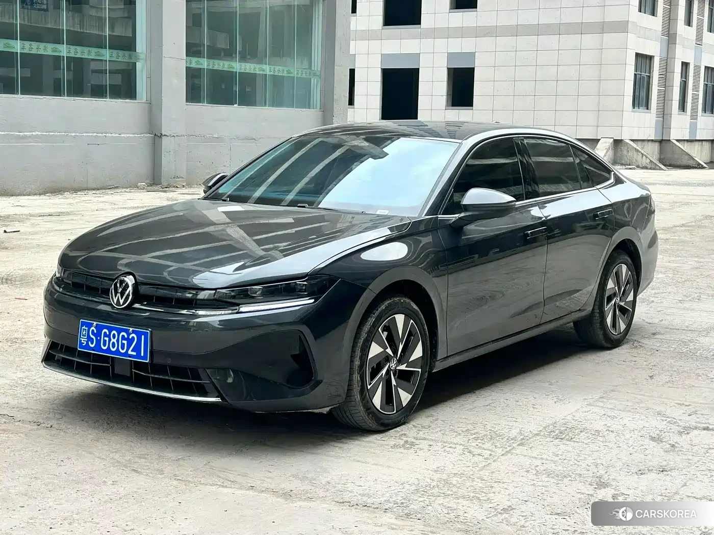 Volkswagen Sagitar 2026 Silver/gray из Китая