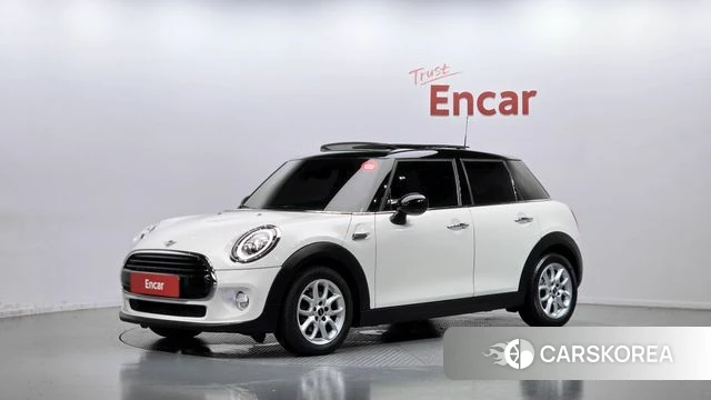 Mini Cooper 2019 Жемчужный цвет из Кореи