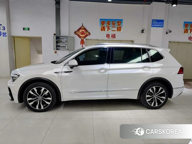 Volkswagen Tiguan L 2021 Белый из Китая
