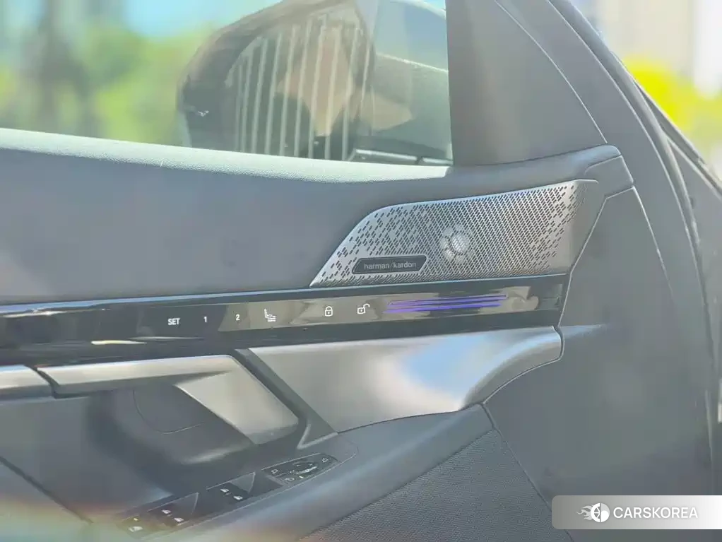 BMW 5 series 2024 Silver/gray из Китая