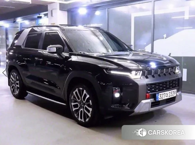 Ssangyong Torres 2023 Черный из Кореи