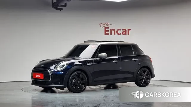 Mini Cooper 2021 Черный из Кореи