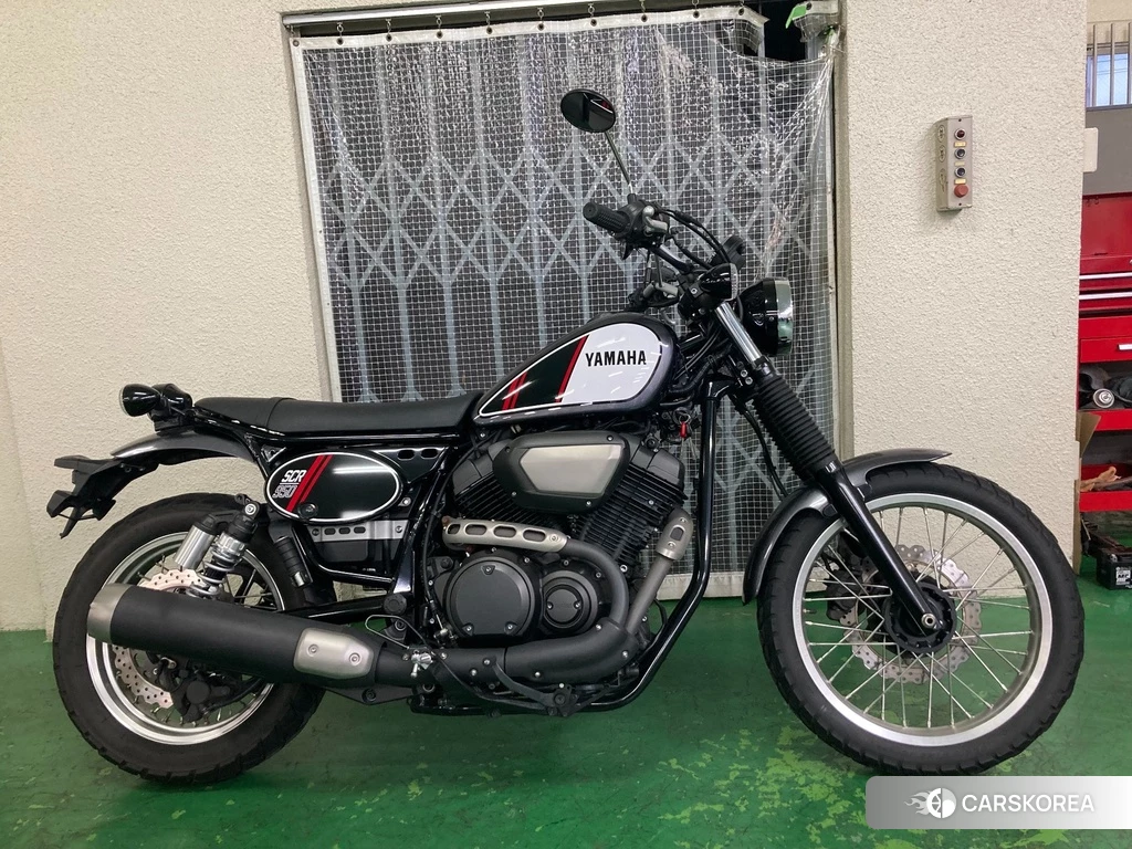 Проданный Yamaha SCR950 SCRAMBLER 2019 из Японии