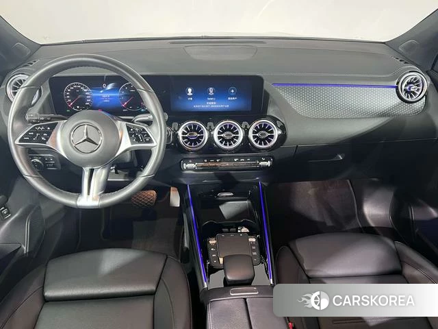 Mercedes-Benz GLA 2024 Белый из Китая
