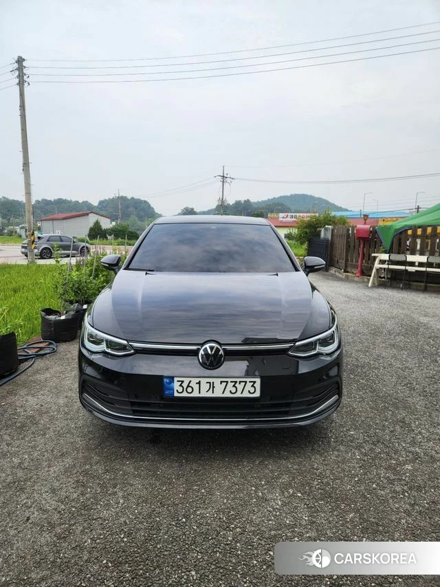 Volkswagen Golf 8th Generation 2023 Черный из Кореи