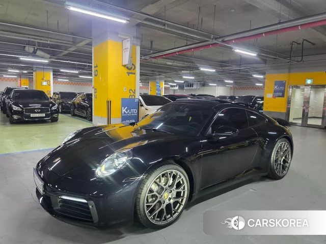 Porsche 911(992) 2021 Черный из Кореи