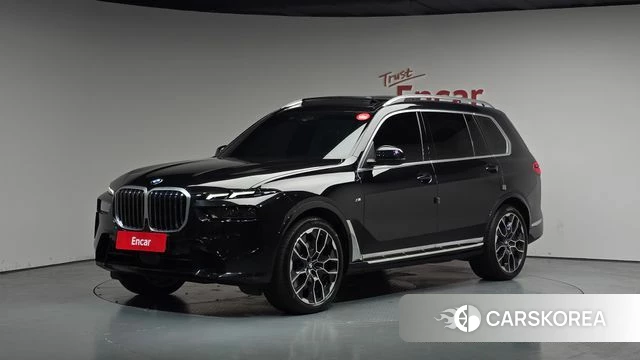 BMW X7 (G07) 2025 Черный из Кореи