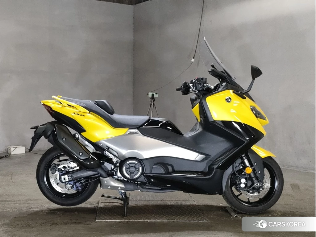 Проданный Yamaha T-MAX 560 2022 из Японии