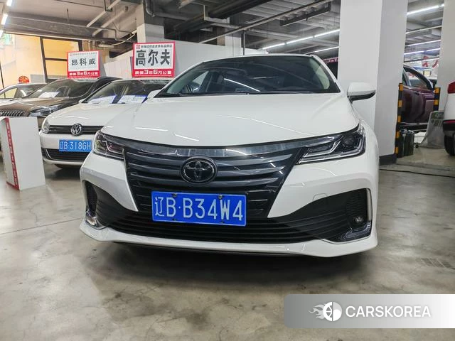 Toyota Asian lion 2023 Белый из Китая