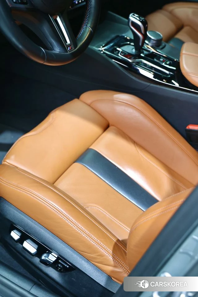 BMW M5 2021 Серебристо-серый из Китая