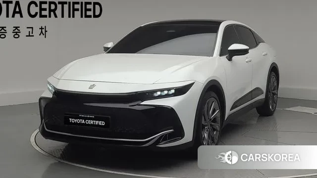 Toyota Crown Crossover 2023 Белый из Кореи