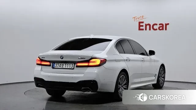 BMW 5 Series (G30) 2018 Белый из Кореи