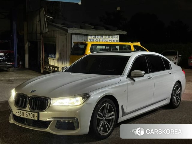 BMW 7 Series (G11) 2018 Белый из Кореи
