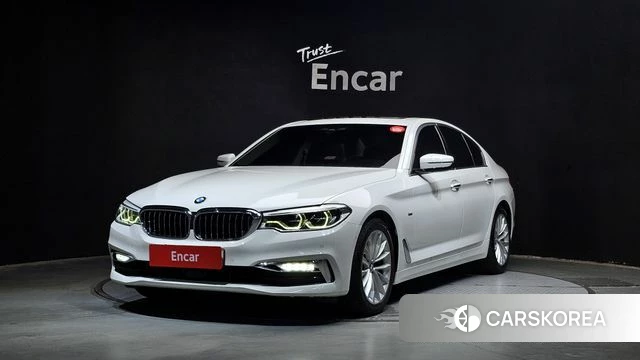 BMW 5 Series (G30) 2018 Белый из Кореи