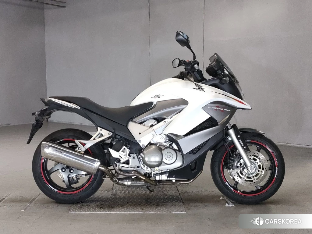 Проданный Honda VFR800X 2011 из Японии
