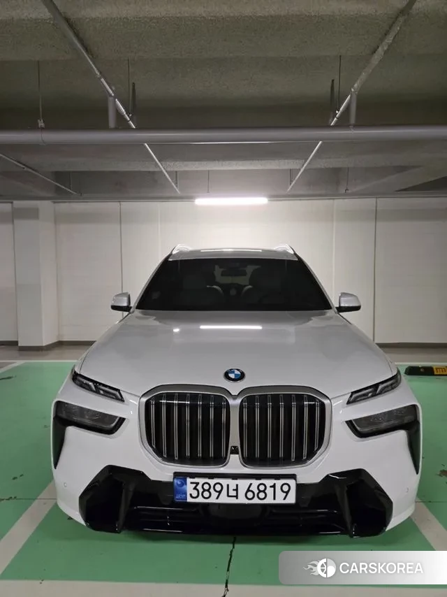 BMW X7 (G07) 2023 Белый из Кореи