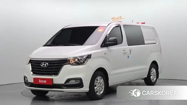 Hyundai The New Grand Starex 2018 Белый из Кореи