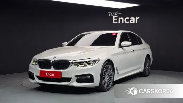 BMW 5 Series (G30) 2018 Белый из Кореи