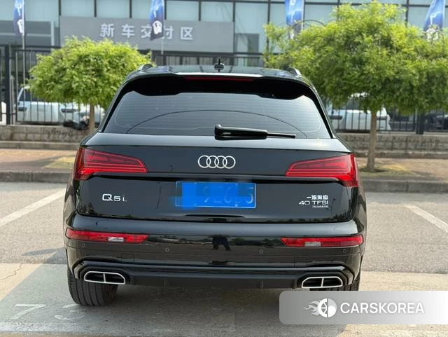 Audi Q5L 2024 Черный из Китая
