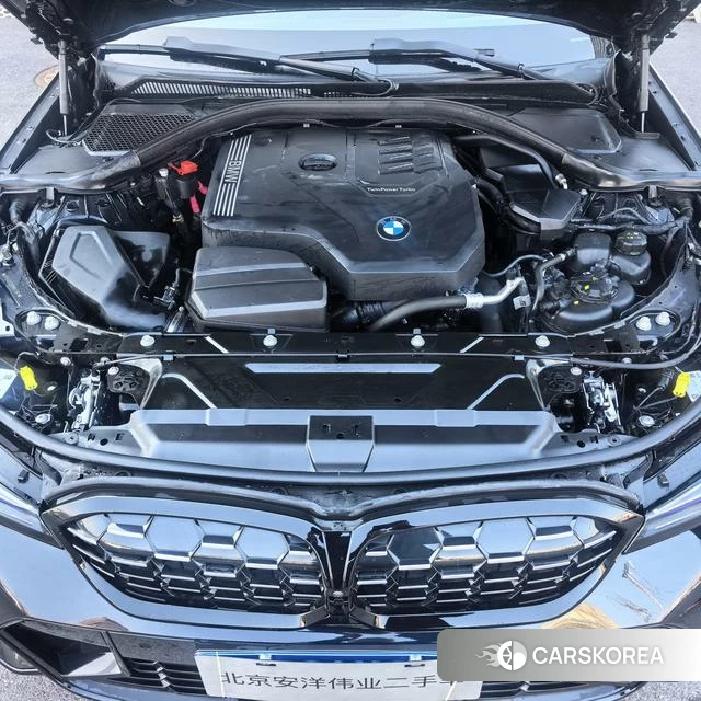 BMW 3 series 2023 Синий из Китая