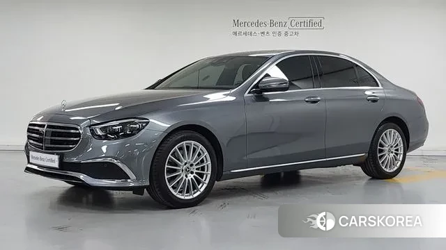 Mercedes-Benz E-Class W213 2021 Серый из Кореи