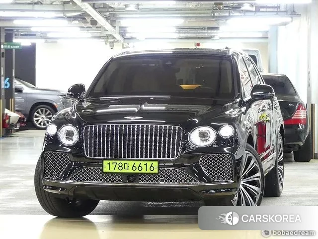Bentley Bentayga 2024 Темно-зеленый из Кореи