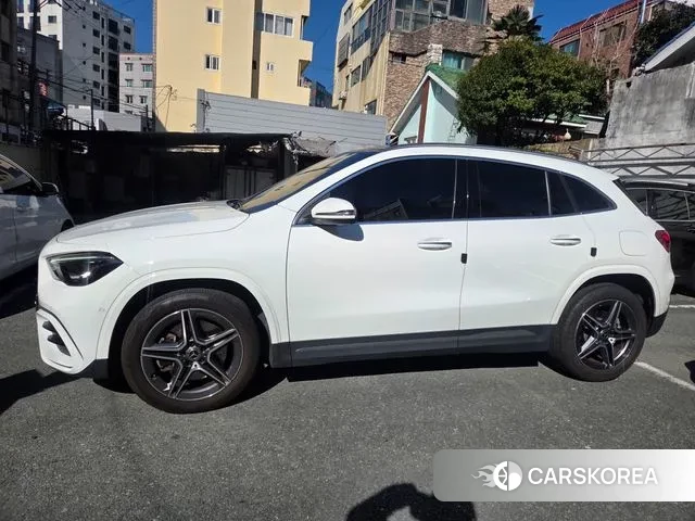 Mercedes-Benz GLA - Class H247 2024 Белый из Кореи