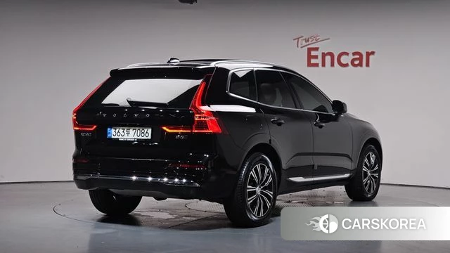 Volvo XC60 second Generation 2021 Черный из Кореи
