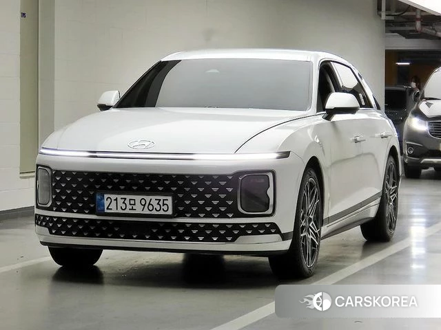 Hyundai Grandeur Hybrid (GN7) 2023 Белый из Кореи