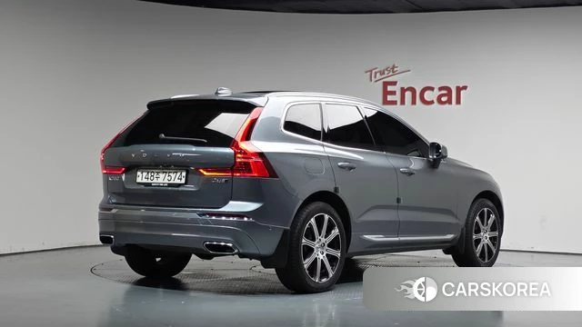 Volvo XC60 second Generation 2020 Серый из Кореи