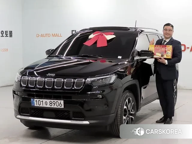 Jeep Compass 2nd Generation 2022 Черный из Кореи