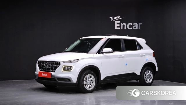 Hyundai Venue 2023 Белый из Кореи