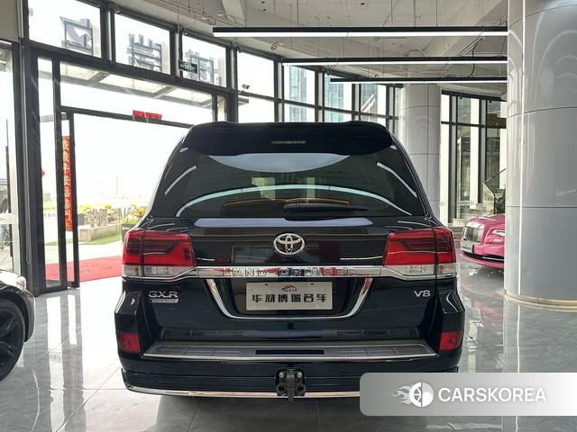 Toyota Land Cruiser (imported) 2019 Черный из Китая