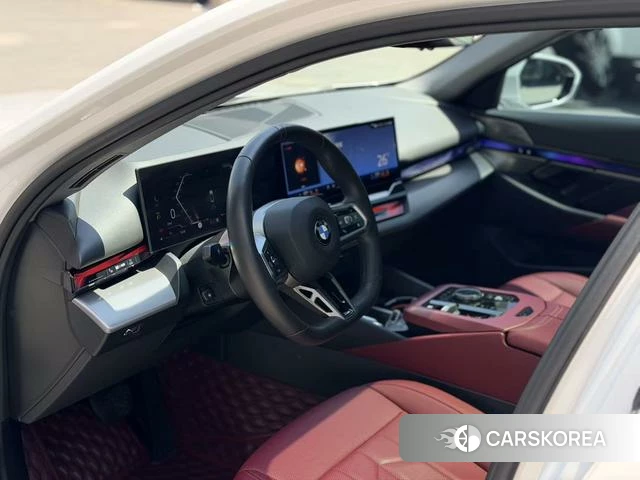 BMW 5 series 2024 Белый из Китая