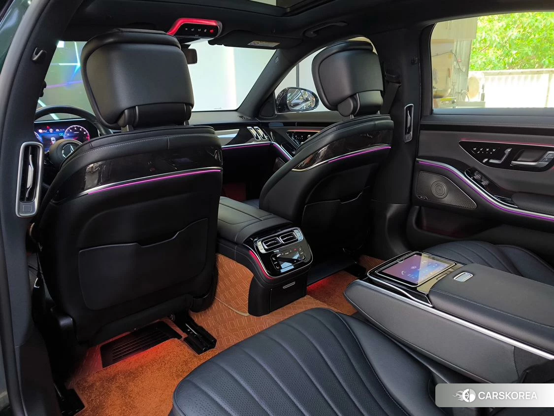 Mercedes-Benz S-class 2021 Зеленый из Китая