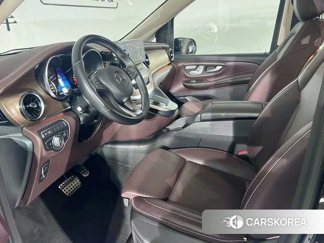 Mercedes-Benz V-class 2023 Черный из Китая