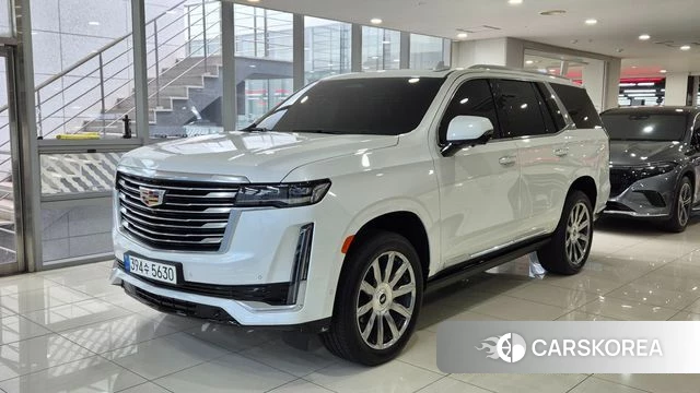 Cadillac Escalade 5th Generation 2023 Белый из Кореи
