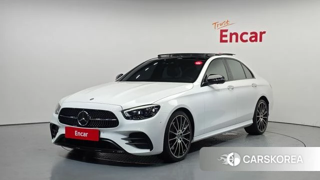Mercedes-Benz E-Class W213 2023 Белый из Кореи