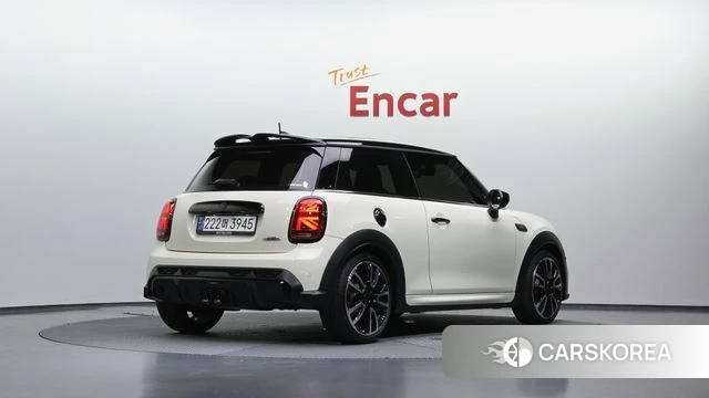 Mini Cooper S 2023 Жемчужный цвет из Кореи