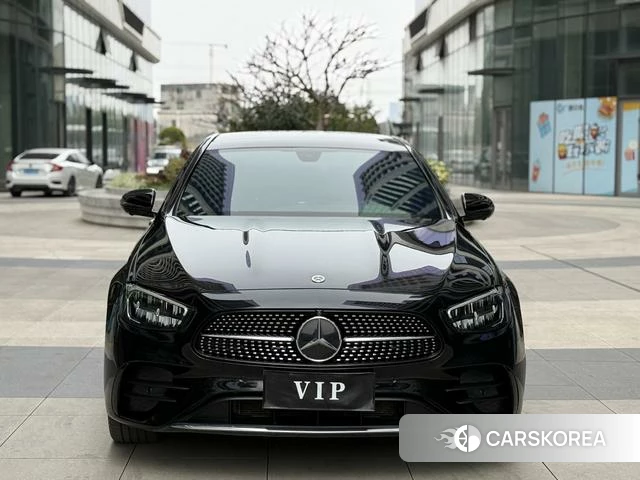 Mercedes-Benz E-class 2022 Черный из Китая