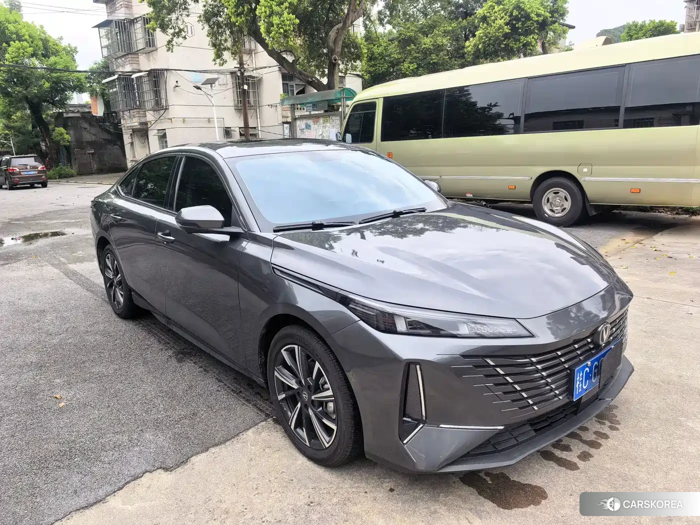 Chang'an Yidong 2025 Silver/gray из Китая, фото 2