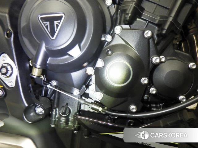 Engine photo