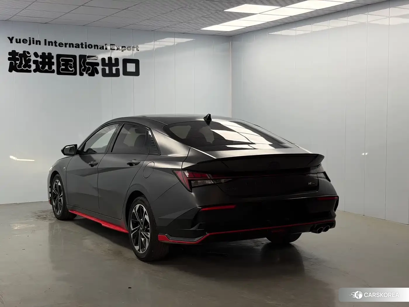 Hyundai Elantra 2023 Silver/gray из Китая