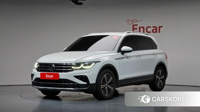 Volkswagen Tiguan second Generation 2023 Белый из Кореи
