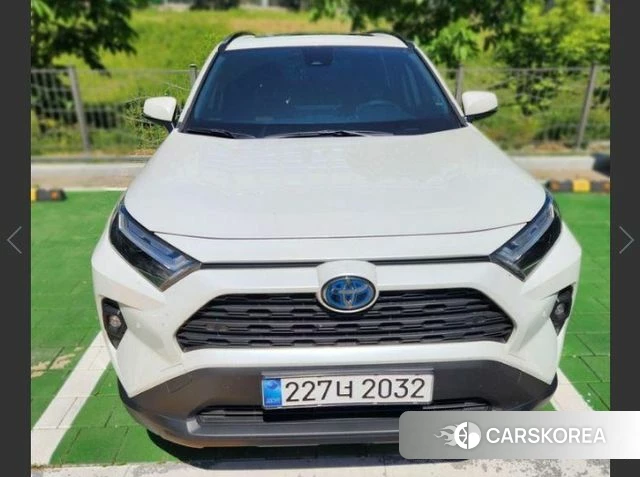 Toyota RAV4 5th Generation 2024 Белый из Кореи